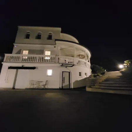 Villa Vila Mona Mia